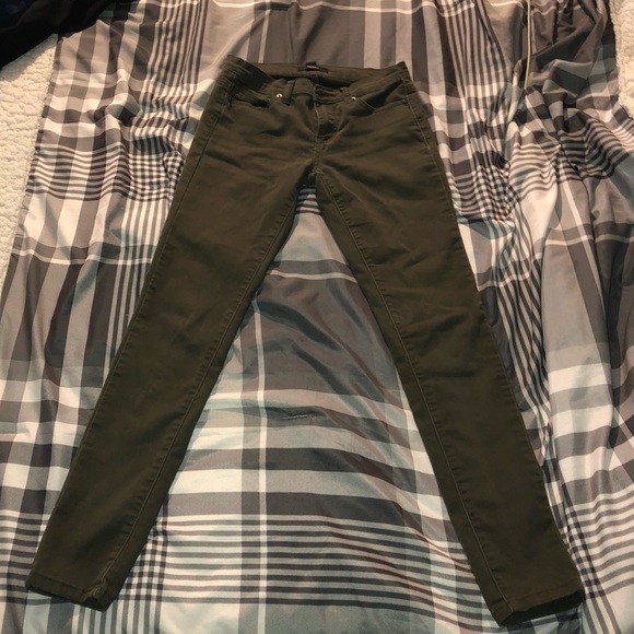 F21 Olive Green skinny jeans - Picture 3 of 8